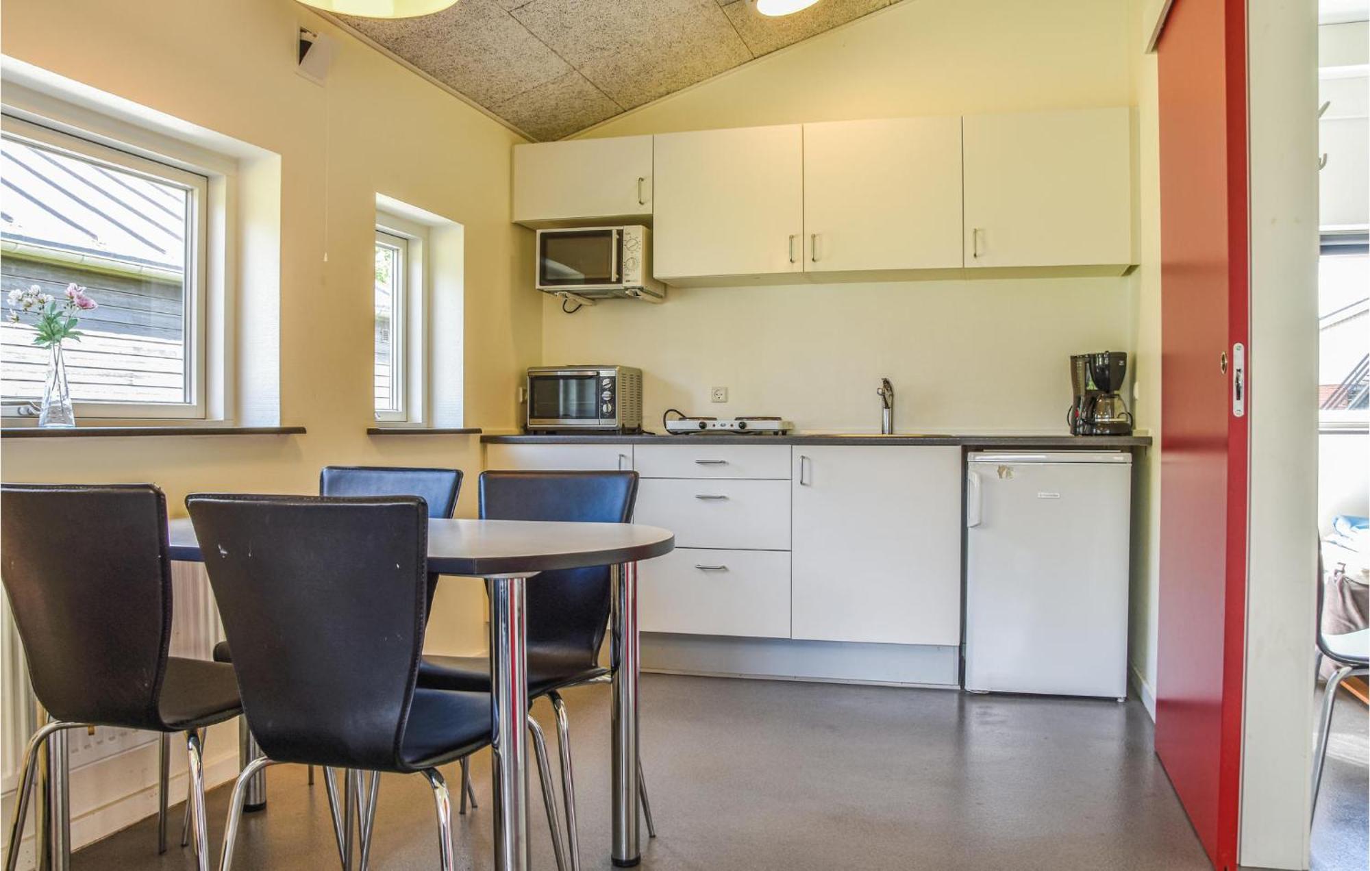 Awesome Home In Spjald With Wifi Luaran gambar